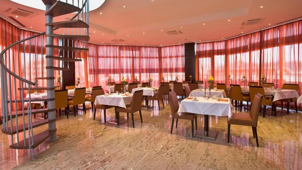 Aparthotel Premier พอดโกริกา ร้านอาหาร รูปภาพ